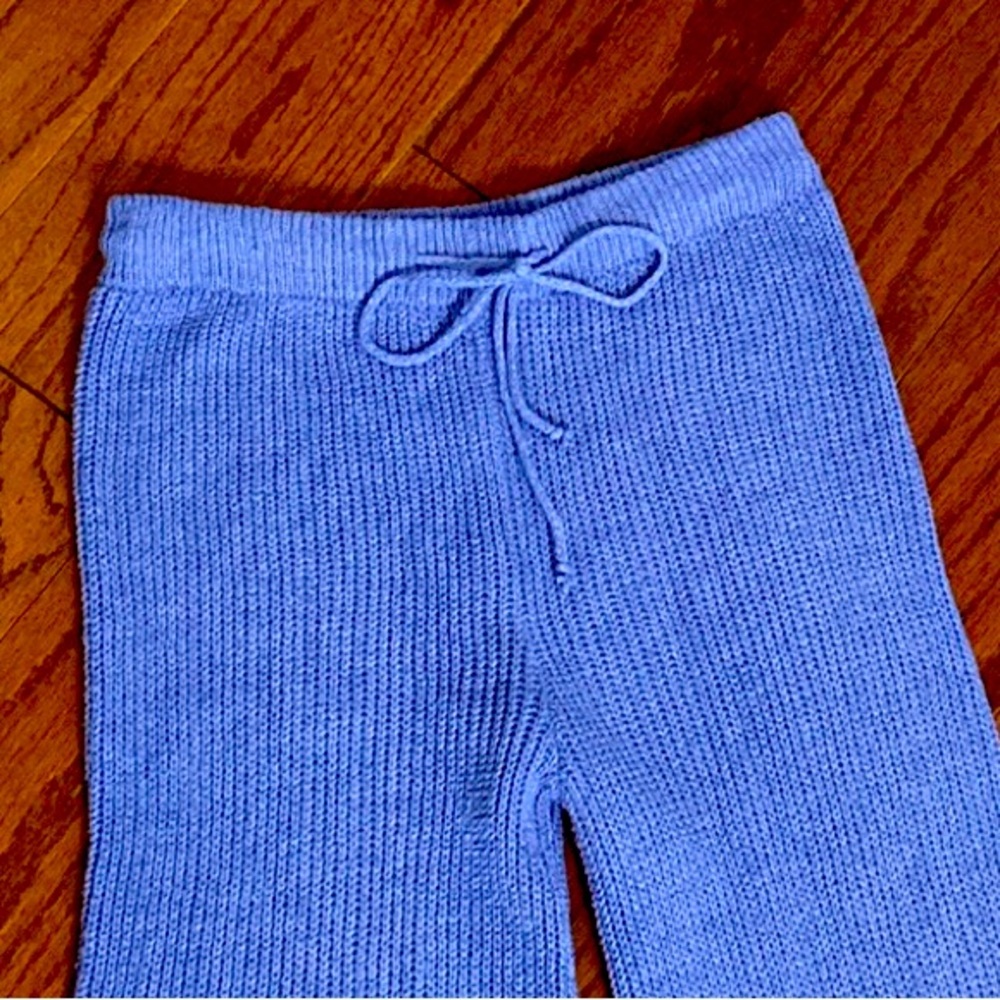 SHEIN Periwinkle High waste sweater pants with bag - Size medium - Picture 2 of 9
